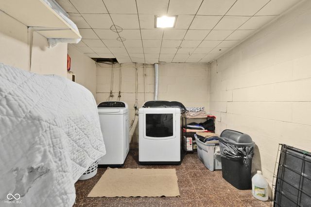 6702 E 18th Street, Indianapolis, IN 46219