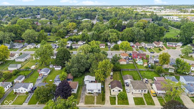 6702 E 18th Street, Indianapolis, IN 46219