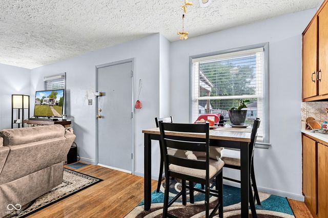 6702 E 18th Street, Indianapolis, IN 46219