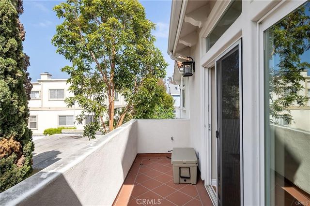 307 N Broadway B, Redondo Beach, CA 90277