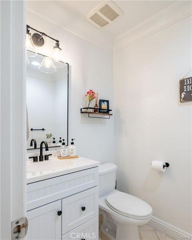 307 N Broadway B, Redondo Beach, CA 90277