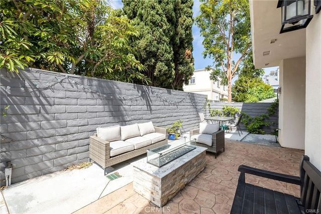 307 N Broadway B, Redondo Beach, CA 90277