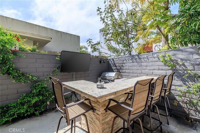 307 N Broadway B, Redondo Beach, CA 90277