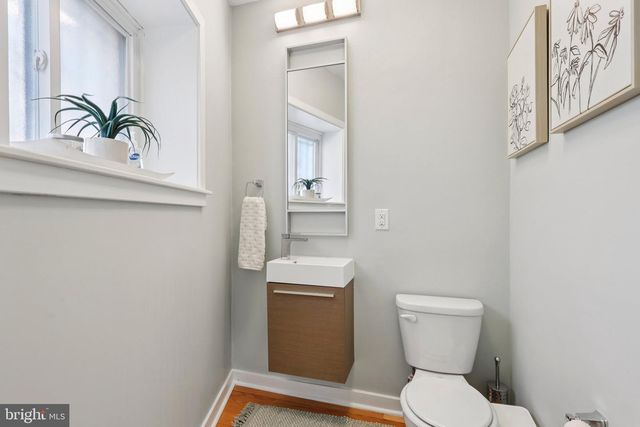 2019 W GIRARD AVE, Philadelphia, PA 19130