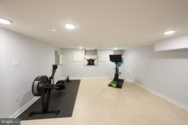 2019 W GIRARD AVE, Philadelphia, PA 19130