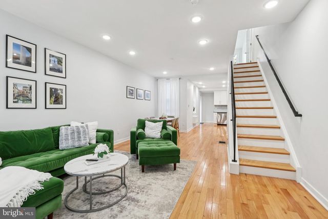 2019 W GIRARD AVE, Philadelphia, PA 19130