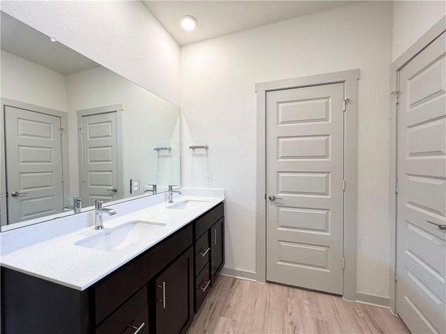 10600 Defender TRL, Austin, TX 78754