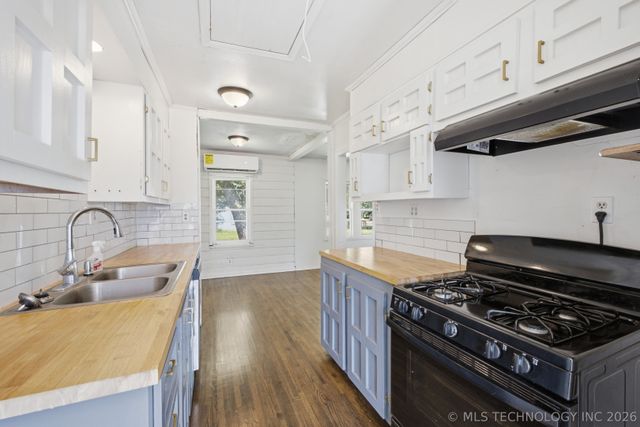 500 S 45th West Avenue, Tulsa, OK 74127