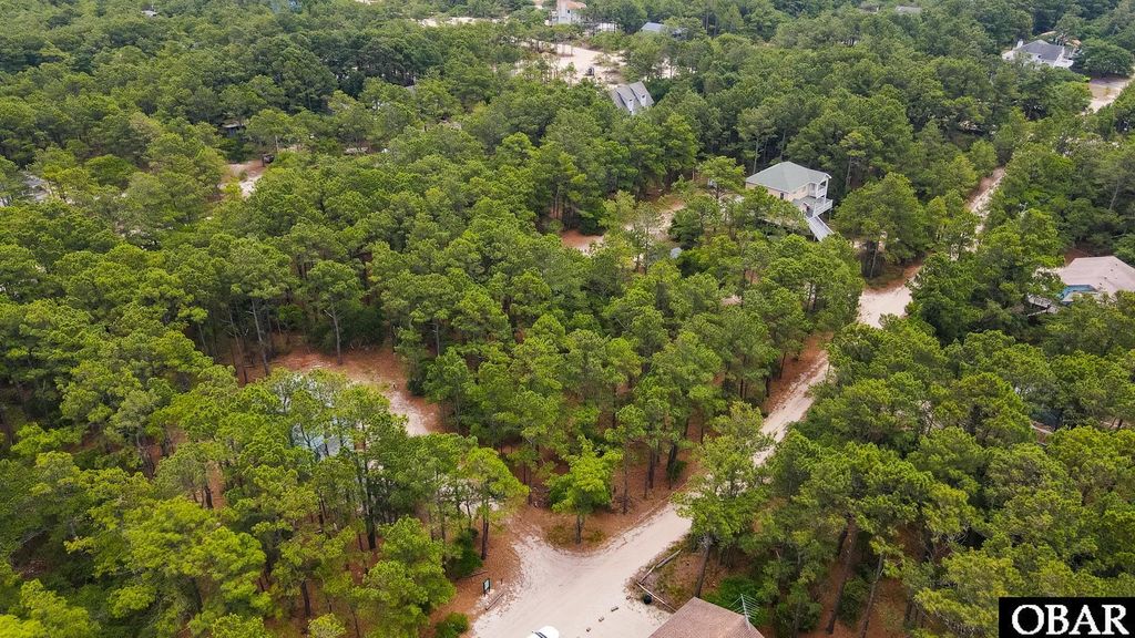 Image 5 of property listing at 2333 Swan Island Road Lot #17, Corolla, NC 27927