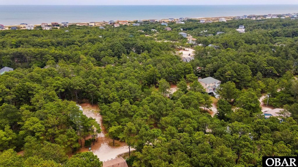Image 6 of property listing at 2333 Swan Island Road Lot #17, Corolla, NC 27927