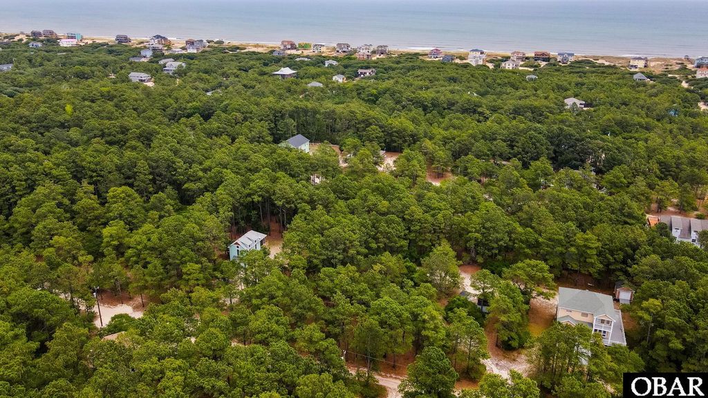 Image 7 of property listing at 2333 Swan Island Road Lot #17, Corolla, NC 27927