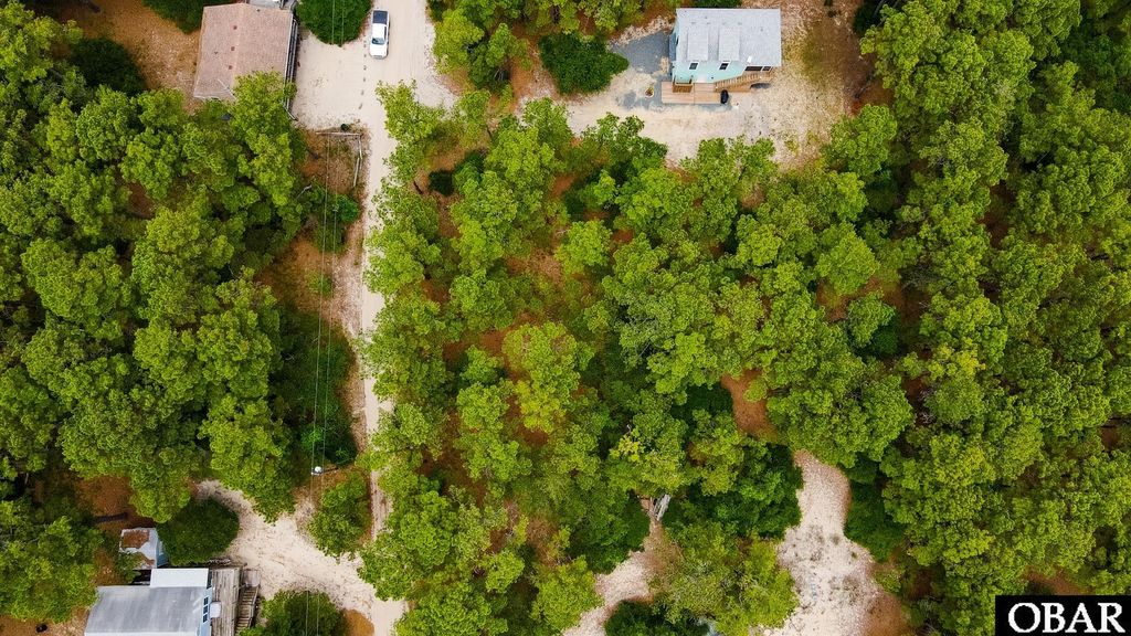 Image 10 of property listing at 2333 Swan Island Road Lot #17, Corolla, NC 27927