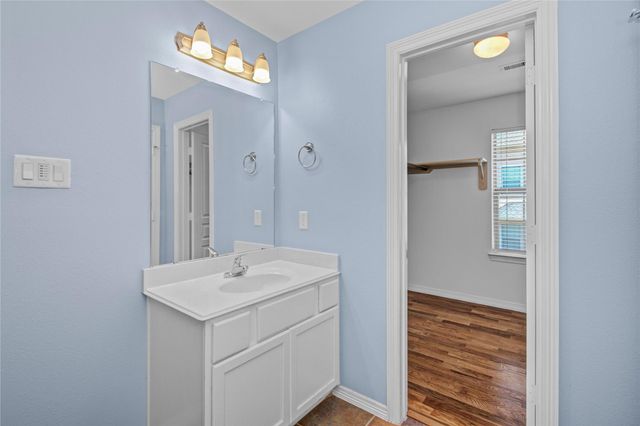 7903 Bachwood Drive, Houston, TX 77040