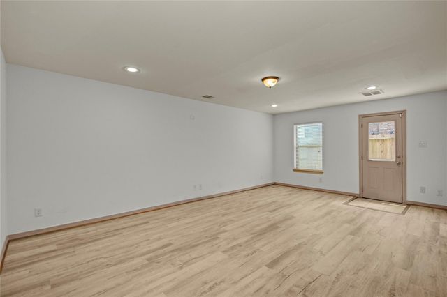7903 Bachwood Drive, Houston, TX 77040