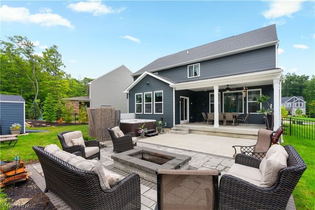 2761 Weeping Pine Drive, Medina, OH 44256