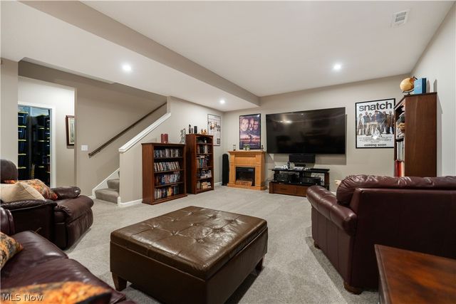 2761 Weeping Pine Drive, Medina, OH 44256