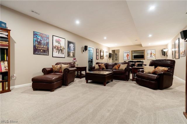 2761 Weeping Pine Drive, Medina, OH 44256