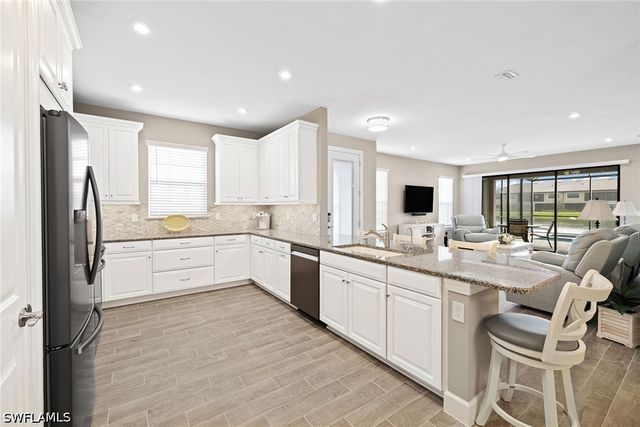 15155 Tolmino ST, Naples, FL 34114