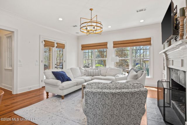 130 Summer Lake Drive, Ridgeland, MS 39157