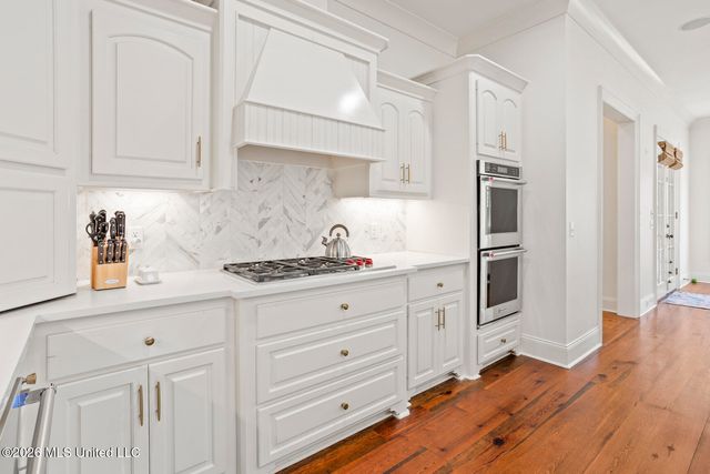 130 Summer Lake Drive, Ridgeland, MS 39157