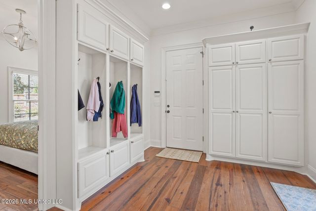 130 Summer Lake Drive, Ridgeland, MS 39157