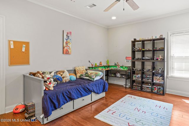 130 Summer Lake Drive, Ridgeland, MS 39157