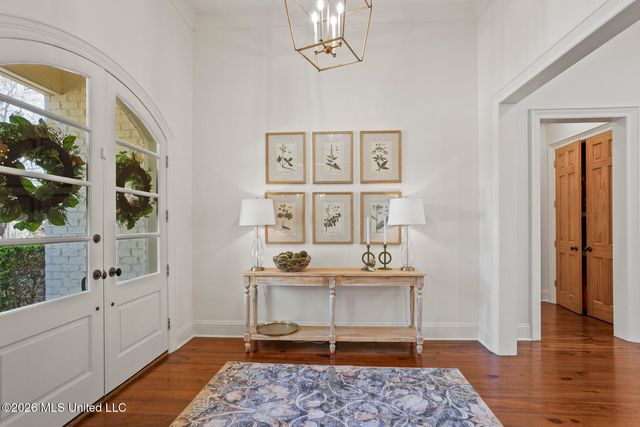 130 Summer Lake Drive, Ridgeland, MS 39157