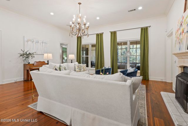 130 Summer Lake Drive, Ridgeland, MS 39157