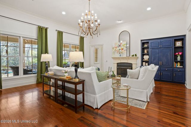 130 Summer Lake Drive, Ridgeland, MS 39157