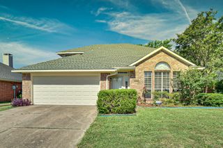 5008 Redwater Drive, Arlington, TX 76018
