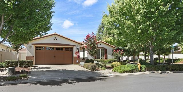 2349 Belle Glade Ln, Manteca, CA 95336