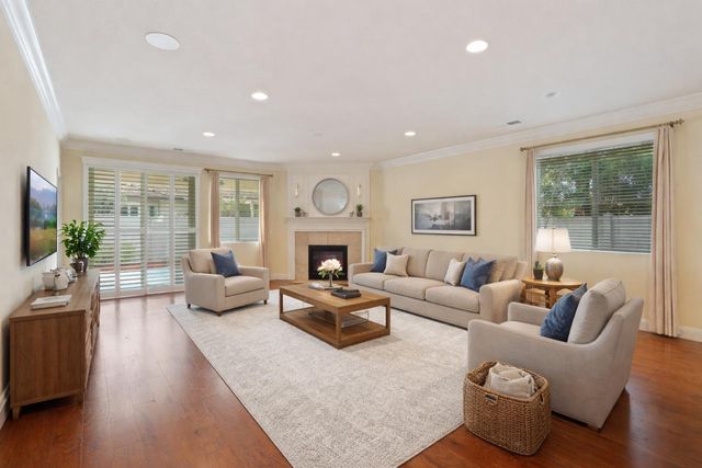 2349 Belle Glade Ln, Manteca, CA 95336