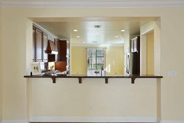 2349 Belle Glade Ln, Manteca, CA 95336