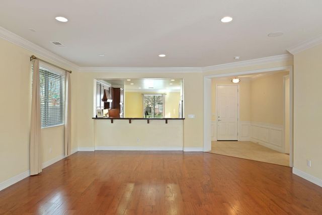 2349 Belle Glade Ln, Manteca, CA 95336