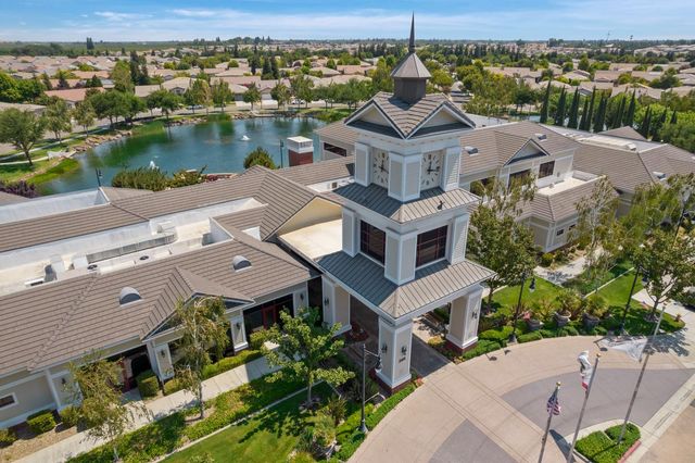 2349 Belle Glade Ln, Manteca, CA 95336