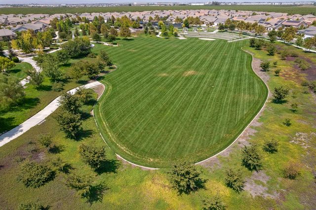 2349 Belle Glade Ln, Manteca, CA 95336