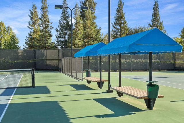 2349 Belle Glade Ln, Manteca, CA 95336