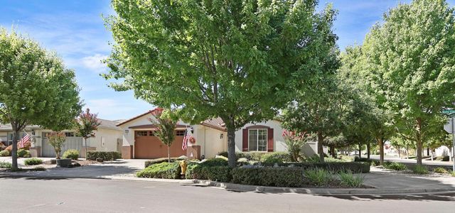 2349 Belle Glade Ln, Manteca, CA 95336