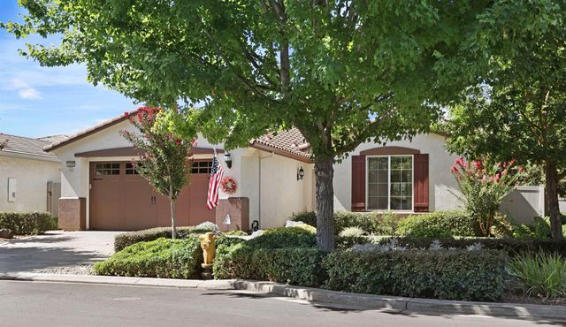 2349 Belle Glade Ln, Manteca, CA 95336