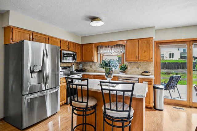 98 Gayle Drive, Pickerington, OH 43147