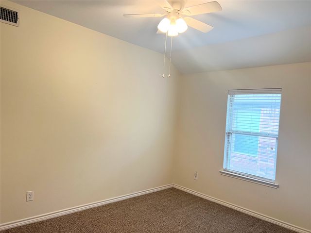 1616 Bluebird Drive, Little Elm, TX 75068