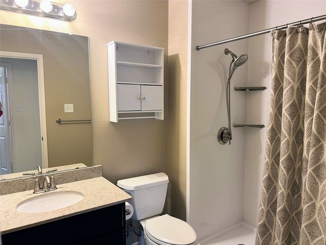 1616 Bluebird Drive, Little Elm, TX 75068