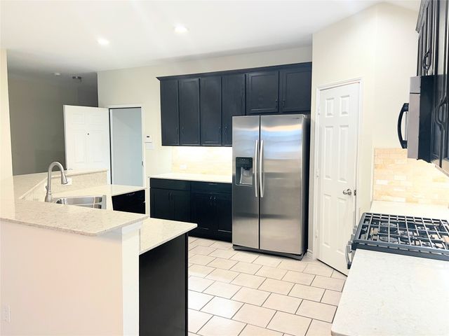 1616 Bluebird Drive, Little Elm, TX 75068