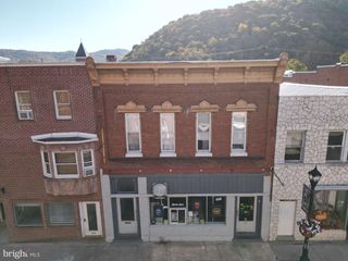 96-98-98 1/2 Main STREET, Keyser, WV 26726