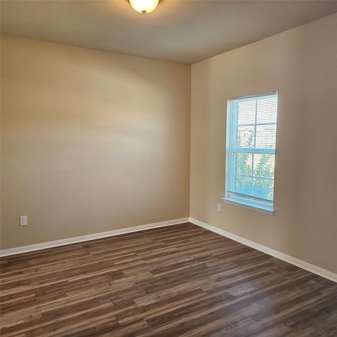 727 Luna Vista DR, Hutto, TX 78634