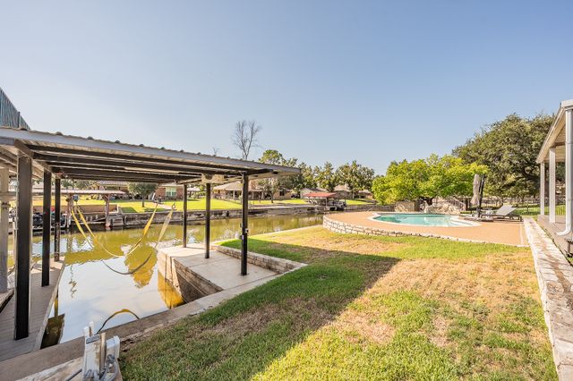3713 Quail Run, Granbury, TX 76049