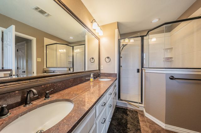 3713 Quail Run, Granbury, TX 76049
