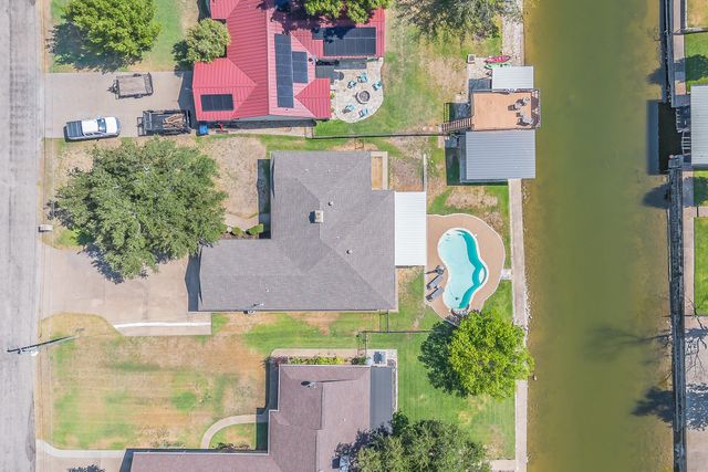 3713 Quail Run, Granbury, TX 76049