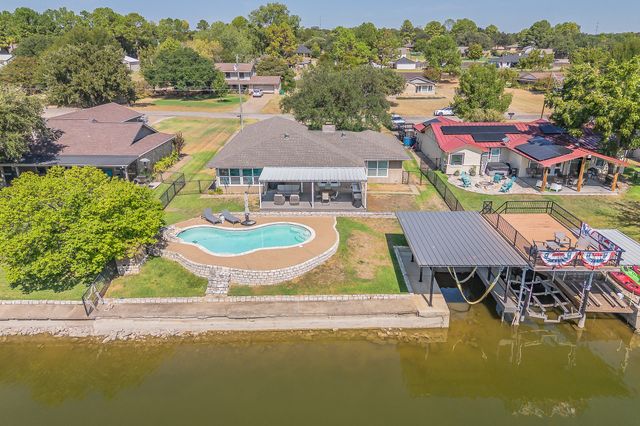 3713 Quail Run, Granbury, TX 76049