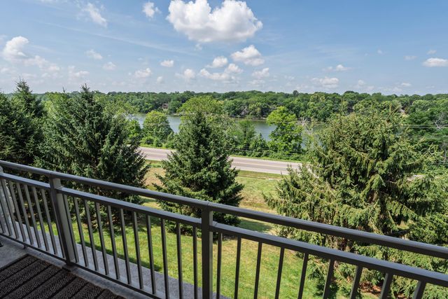 5735 Newbank Circle, 203, Dublin, OH 43017